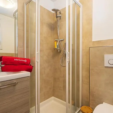 Holiday home Val Des Chenes-8 By Interhome Cavalaire-sur-Mer